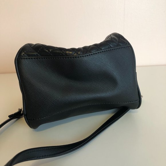 Kenneth Cole Reaction handbag - Picture 7 of 10